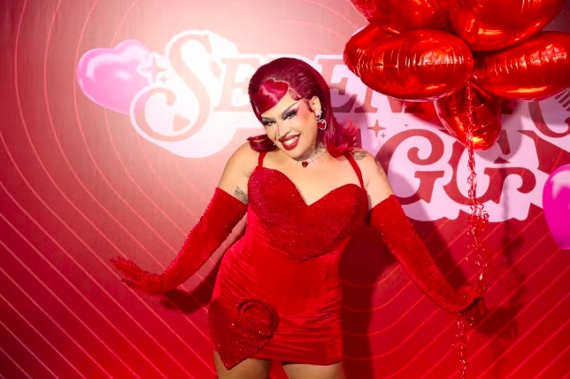 Serenata GG: Gloria Groove em clima de Dia dos Namorados